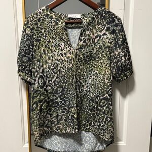 Lola & Sophie green black tan Leopard Print Blouse